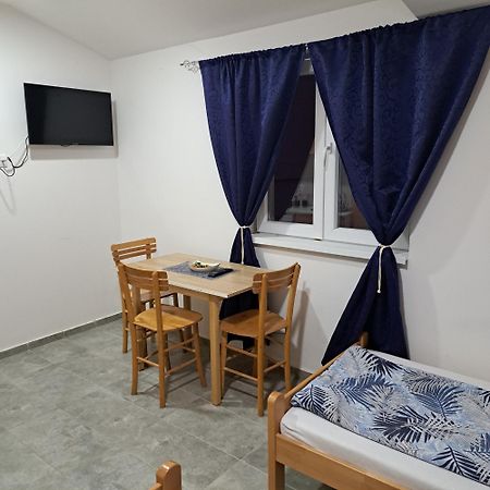 Libero Apartmani Surcin Luaran gambar