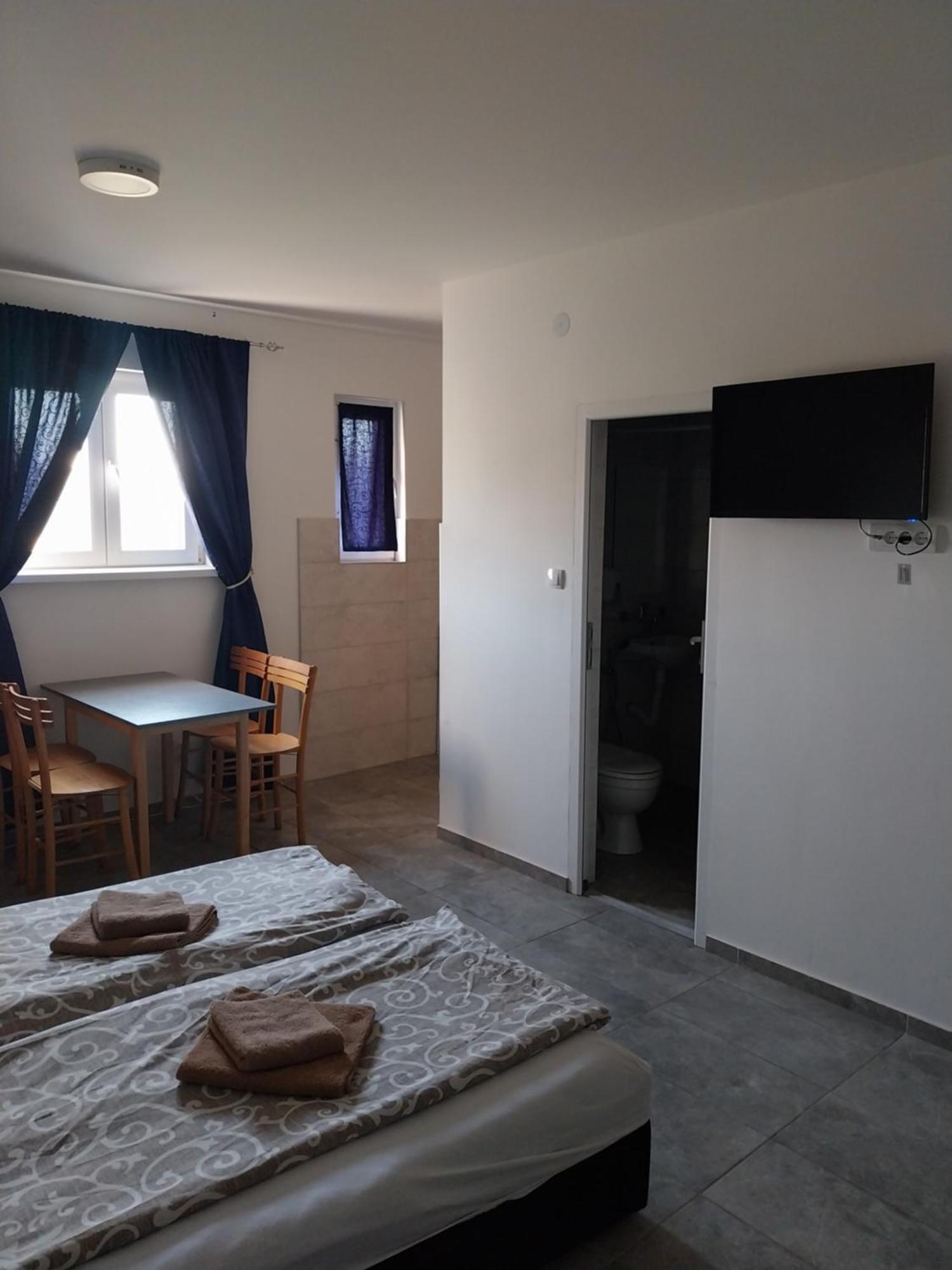 Libero Apartmani Surcin Luaran gambar