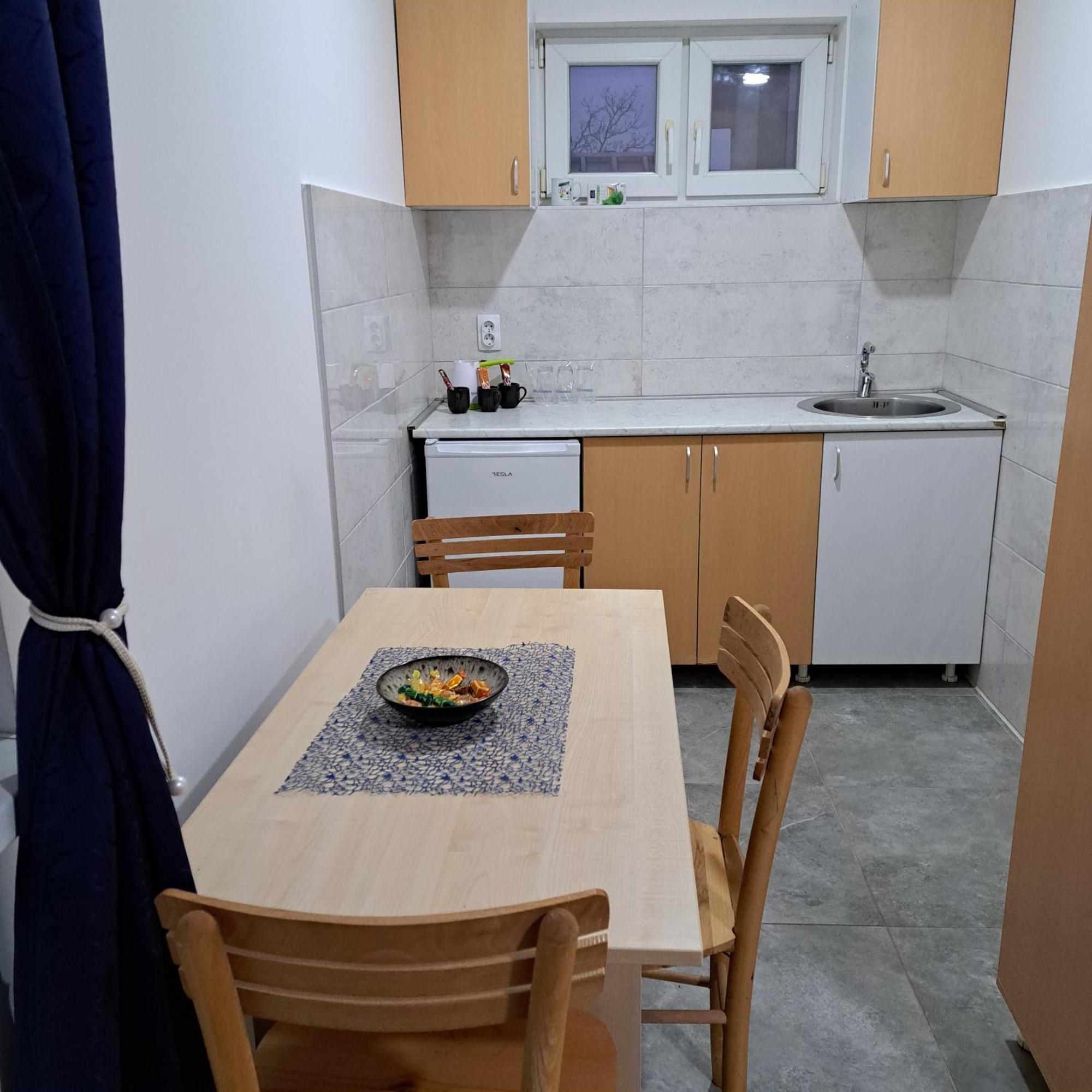Libero Apartmani Surcin Luaran gambar